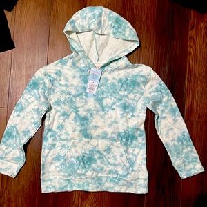 NWT tie dye hoodie sweat shirt with hood Front pocket measurements in photos